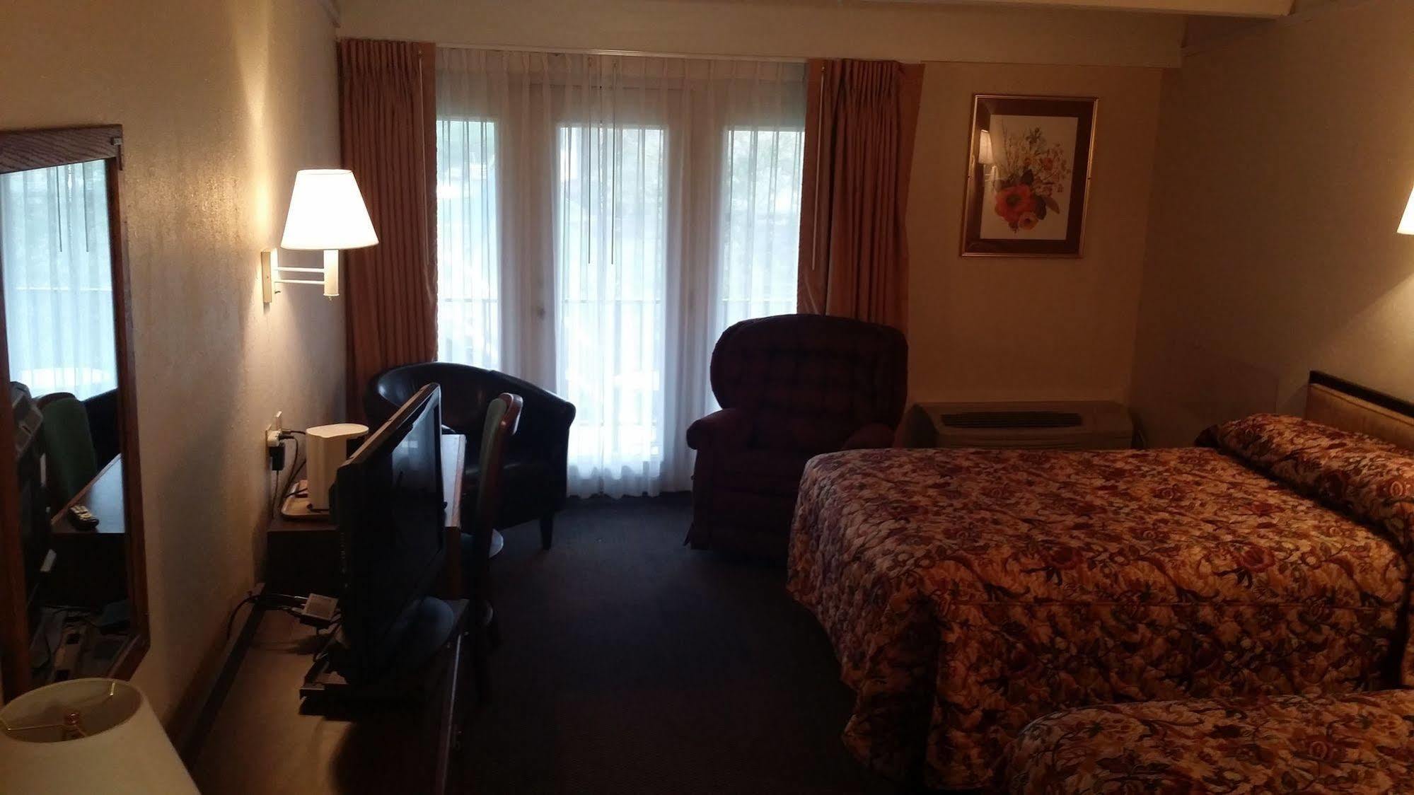เบย์มอนต์ บาย วินด์แฮม คุกวิลล์ Hotel ภายนอก รูปภาพ